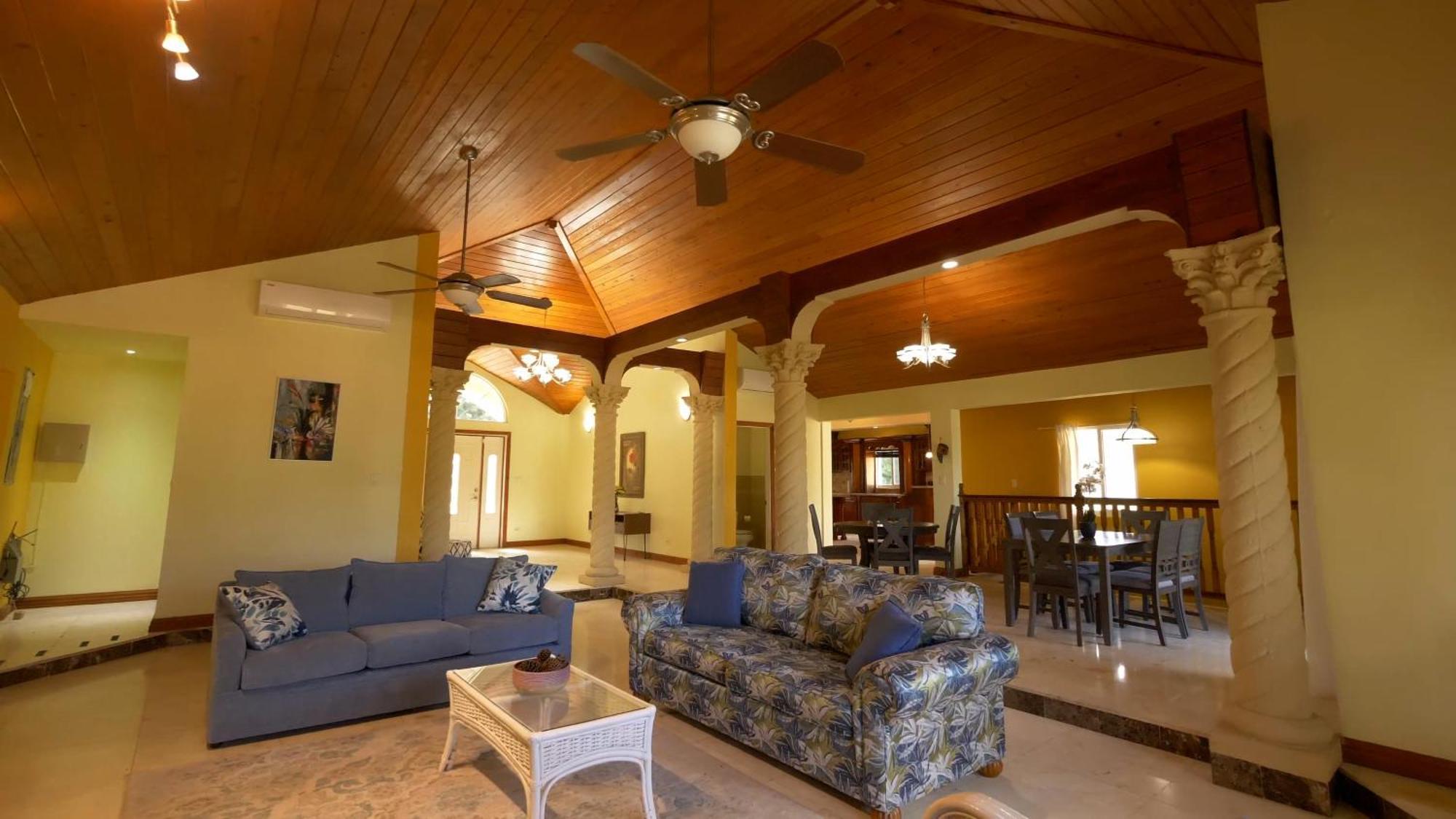 クリスチャンステッド Royal Palms Estateヴィラ エクステリア 写真